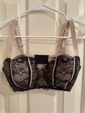 Apt. 9 Black Lace Bra with Nude Trim
